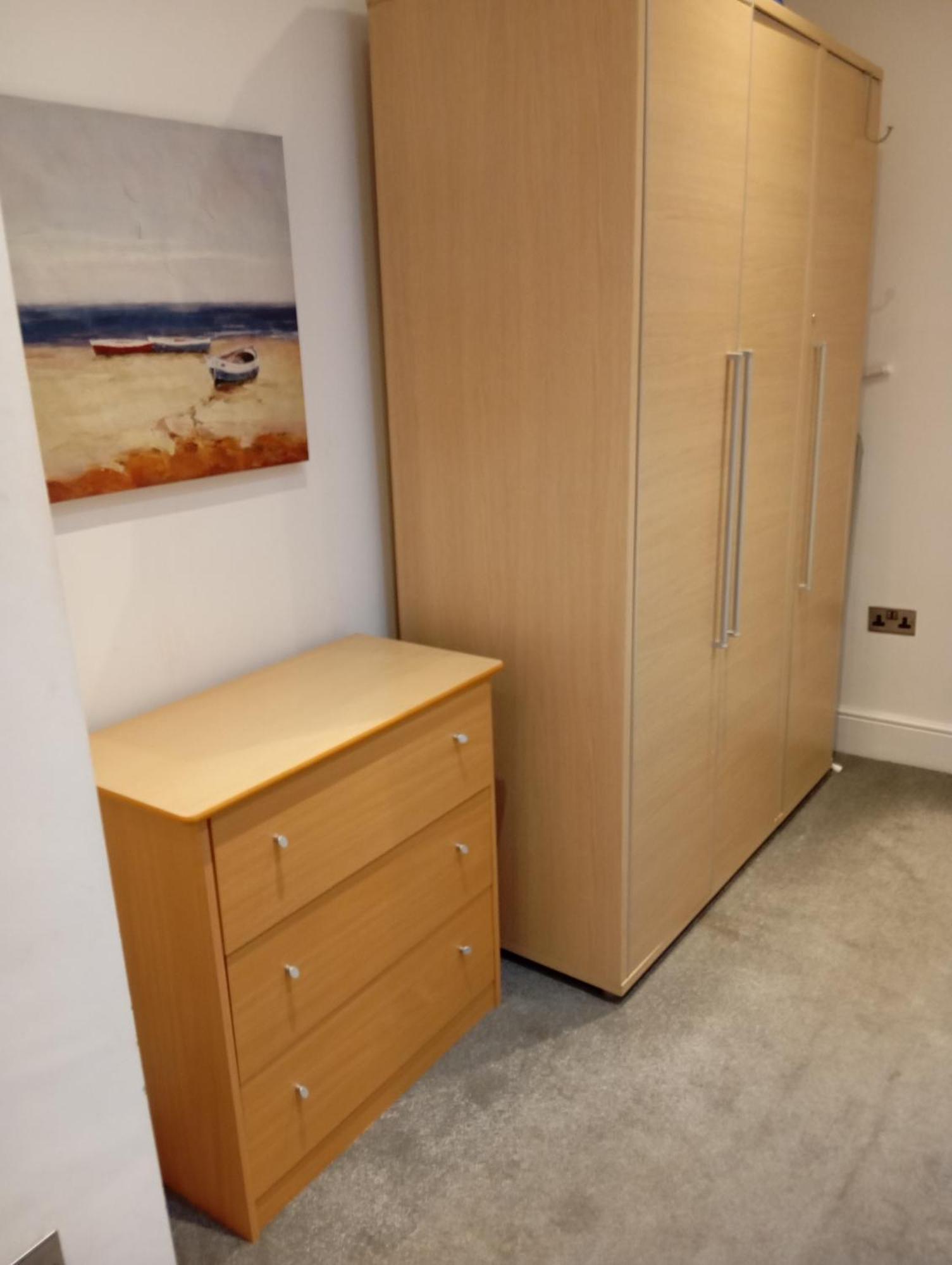 Stylish Apartment In Victorian Conversion Free Parking & Private Patio Close To Beach Town Centre & Bic Борнмът Екстериор снимка